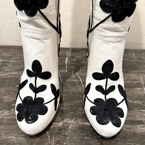 NEW O-Suzani Boot Company Embroidered Leather Over The Knee Boots - Picture 8 of 14